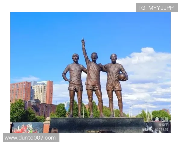 八十年代英国足球传奇球星回顾：辉煌岁月与永恒经典的传承