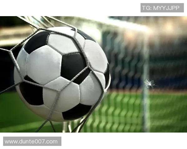 精选高清精品壁纸展现绿茵巨星激情瞬间尽享足球魅力风采