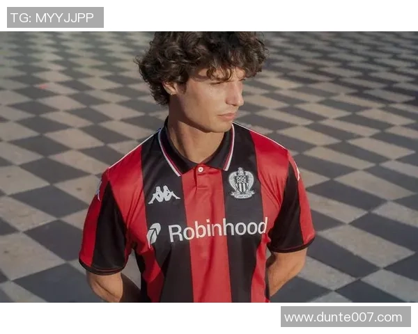 足球场上智商最高的球员：那些以智慧征服比赛的足球天才