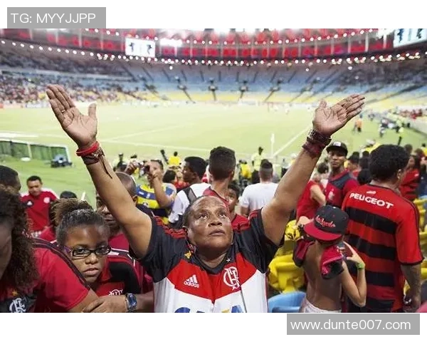 足球巨星漫画卡收藏热潮带动球迷互动与青春记忆再度升温