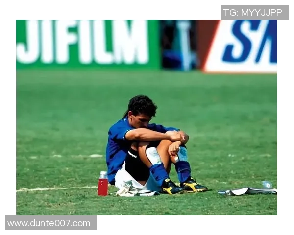 足球球星曾因伤断腿的真实故事及其对职业生涯的深远影响 足球球星曾因伤断腿的真实故事及其对职业生涯的深远影响